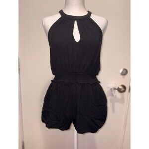 Nectar Clothing Black keyhole Romper shorts M